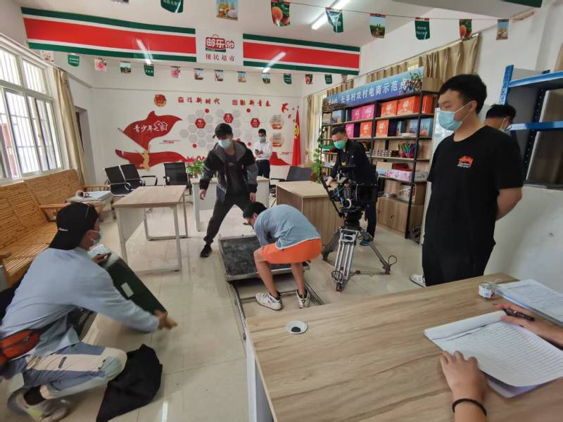 追星女孩心理学分析报告：齐河县广告片拍摄公司揭秘饭圈应援式传播逻辑
